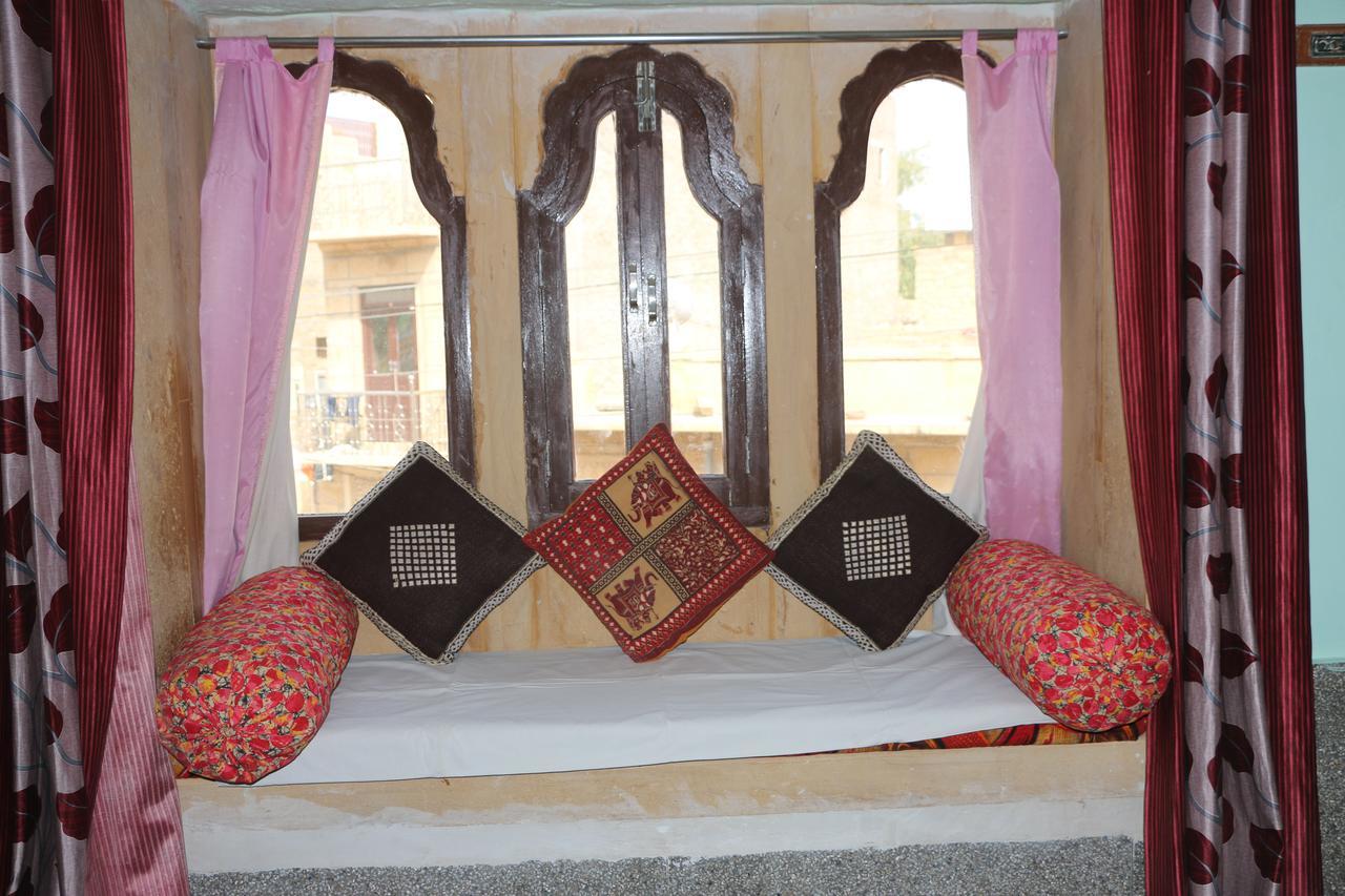 Ratan Hostel Jaisalmer Exteriör bild