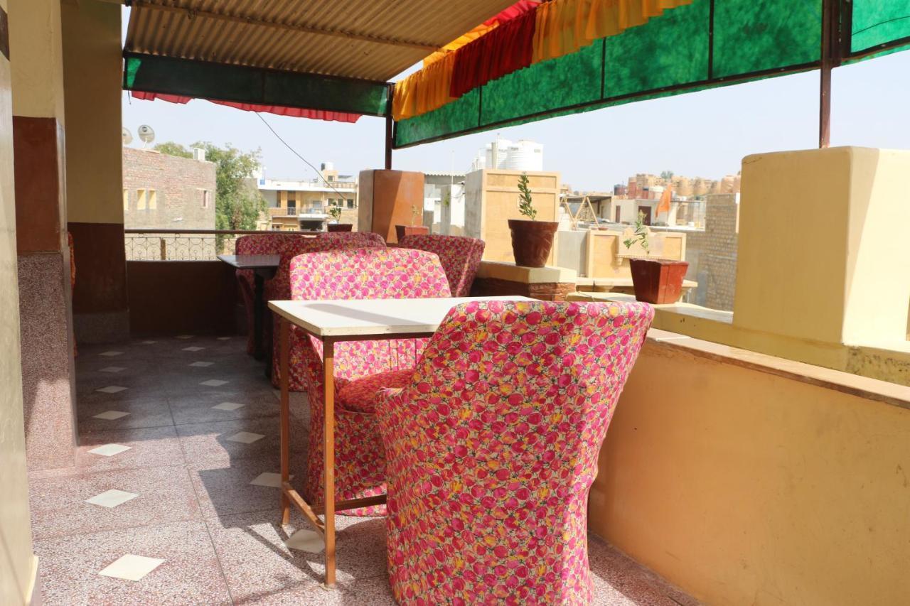 Ratan Hostel Jaisalmer Exteriör bild